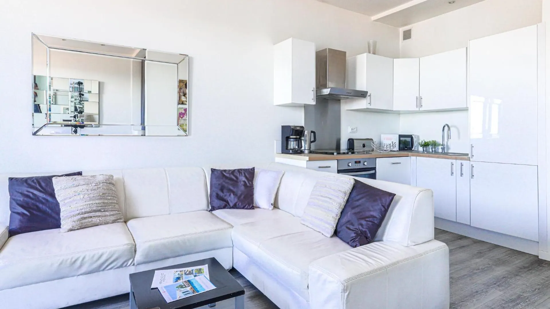 Studio La Joconde By Interhome Niza Francia